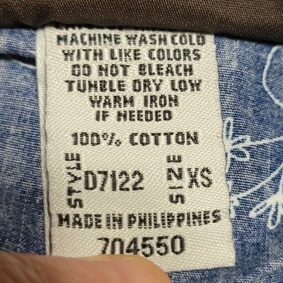 The Muppets Scrub Top Kermit The Frog "It's Not Easy Being Green" - Size XS - Picture 5 of 5